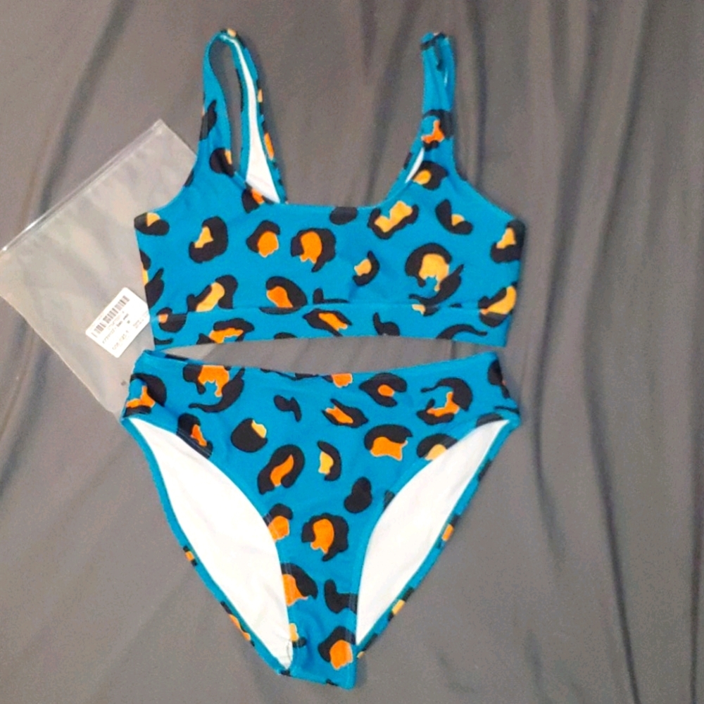 Leopard bikini